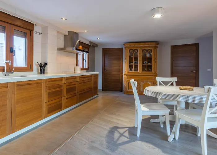 Alfonso Xii Centro Apartmán *